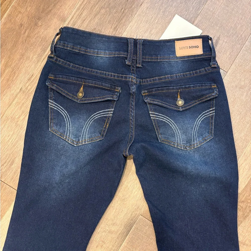Love SoHo Size 9 Bootcut Low Rise Jeans - Picture 5 of 8